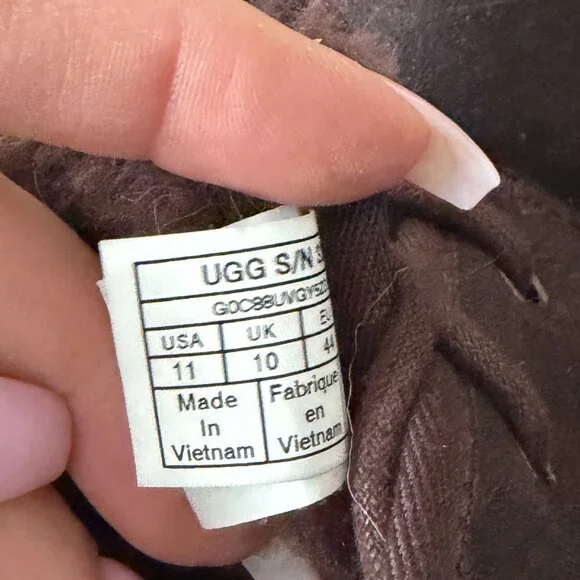 Mens Ugg NeumelBoots Dark Brown Size 11